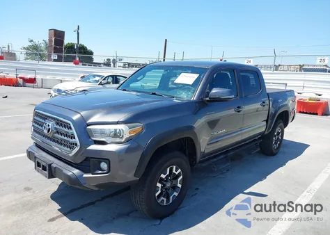 2017 Toyota Tacoma Trd Off Road z USA, uszkodzony, nr VIN 3TMCZ5AN5HM082097